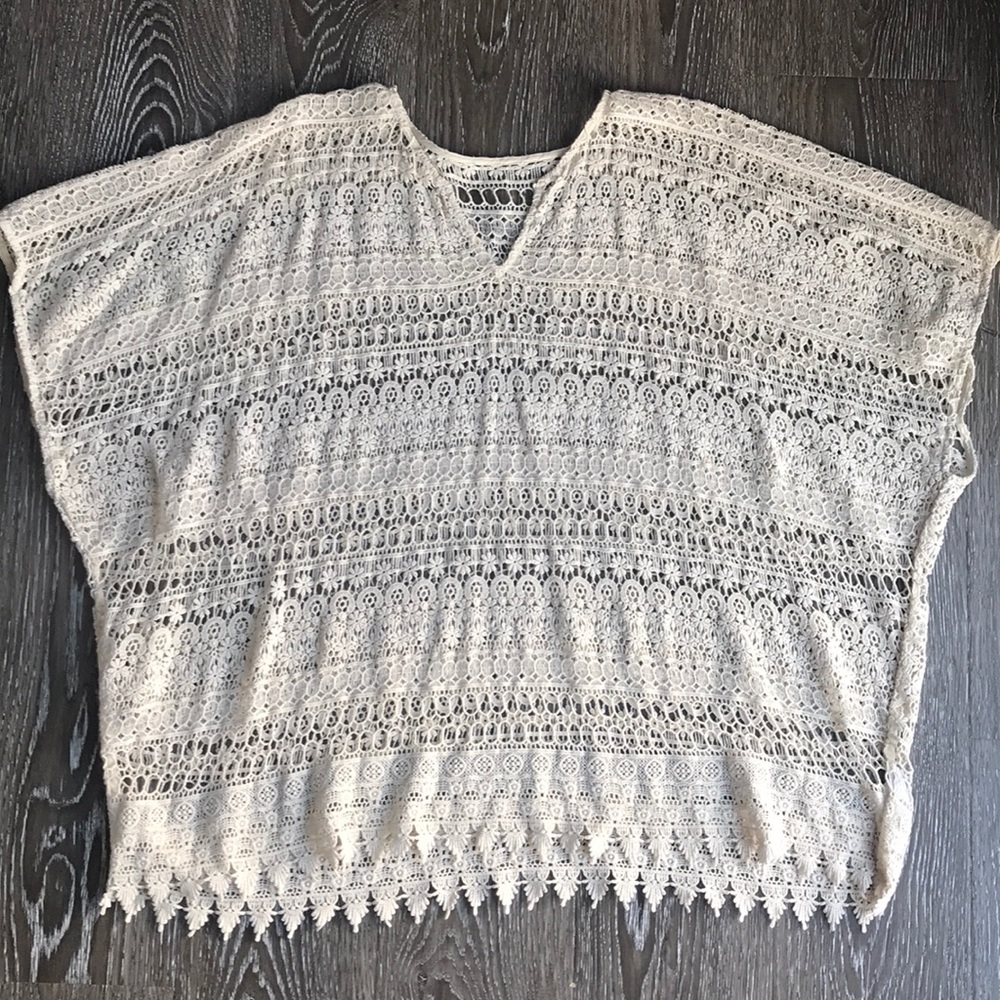 Cabi Natural Capri Top size small